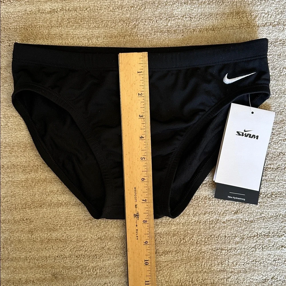 NWT Nike Swim HydraStrong Essential Black Men's Swim Brief Size Small 28”